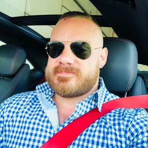 Meet your Posher, Kris